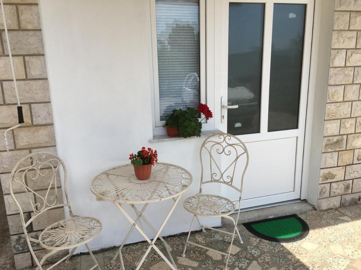 Appartamento Studio Apartman Jojo Senj  Esterno foto